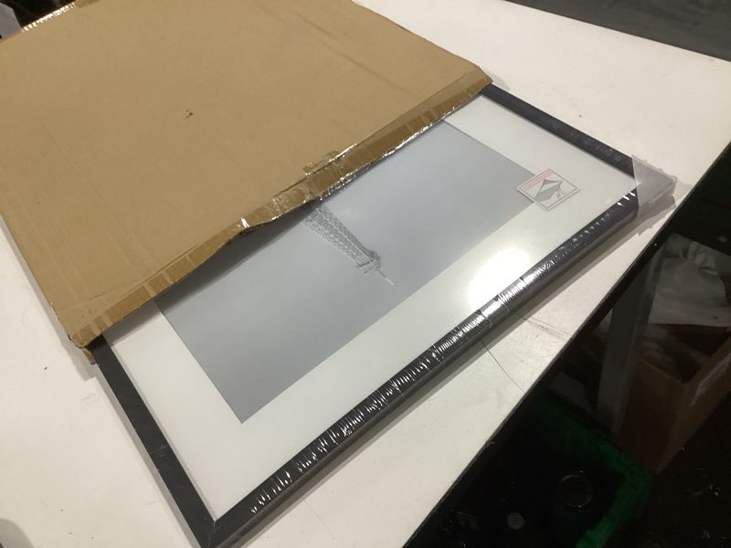 Condition photo showing Good Condition for upsimples 18x22 Picture Frame, Display Pictures 14x18 with Mat or 18 x 22 Without, Wall Hanging Poster Frames, Black, 1 Pack Black 18x22
