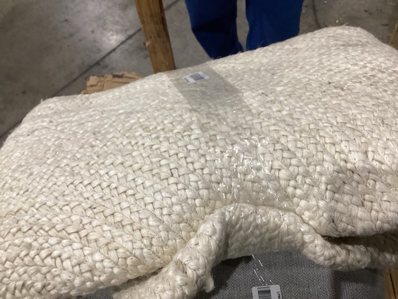 Condition photo showing Good Condition for 100% Jute Area Rug Approx 4 Feet - Braided Design Hand Woven Natural Carpet - Home Decor for Living Room Hallways - Round Natural Fibers 4' (Round) Natural