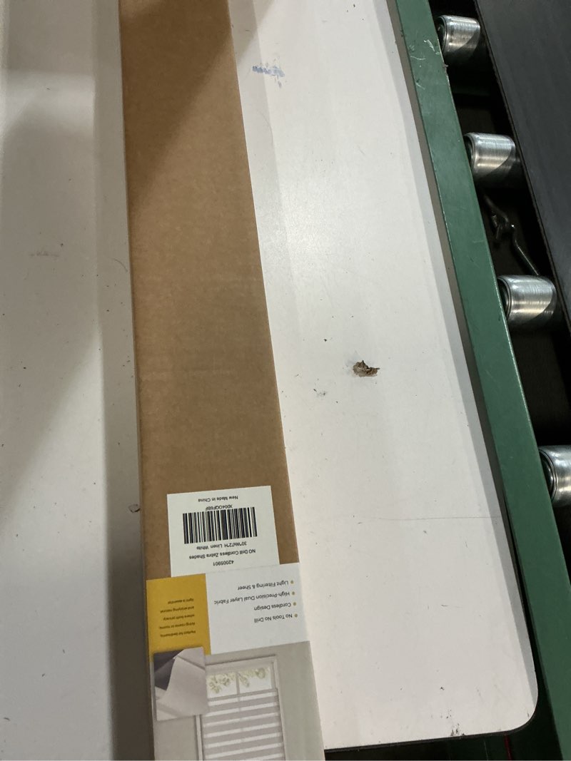 Condition photo showing New/Like New for unishades no drill cordless zebra blinds for windows, linen high precision fabrics, 23" w x 64" h linen white linen white 23" w x 64" h