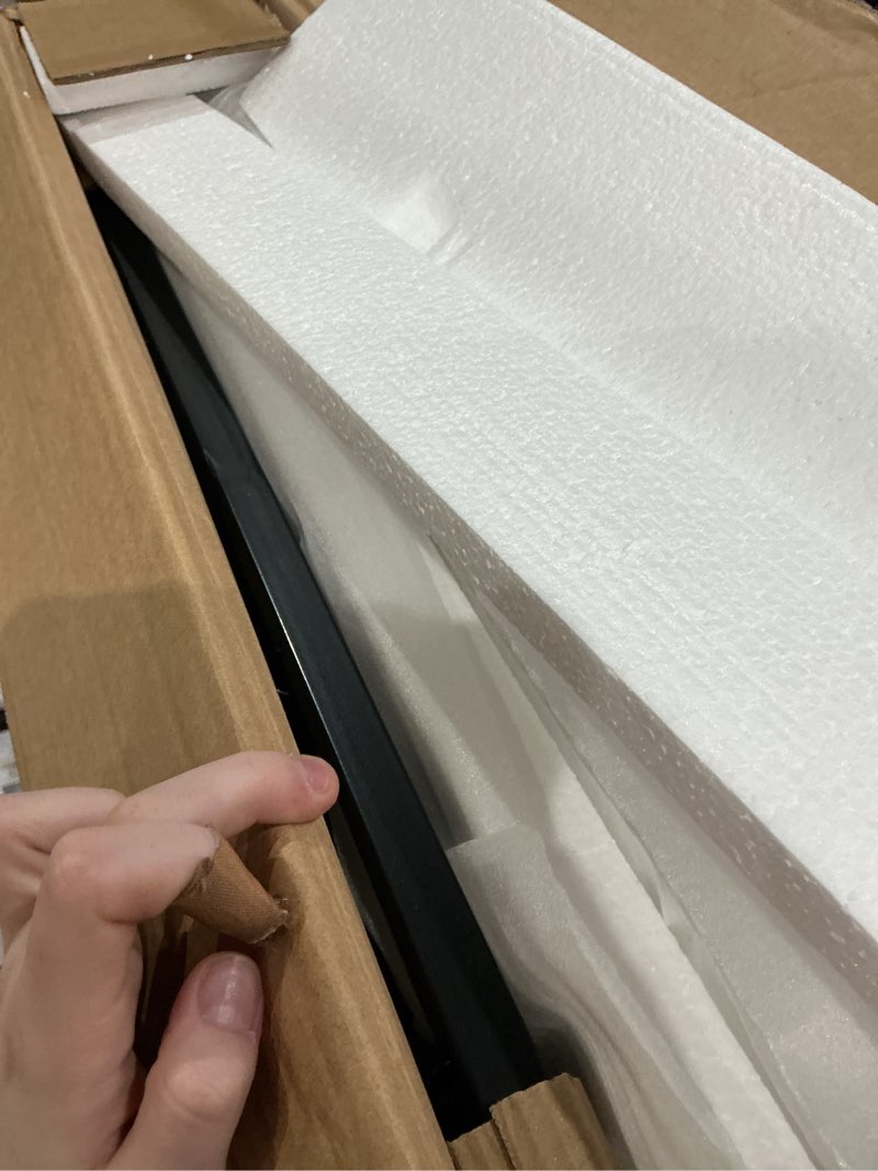 Condition photo showing Good Condition for graco benton 5-in-1 convertible crib (white) – greenguard gold certified, converts from baby crib to toddler bed, daybed and full-size bed, fits standard full-size crib mattress white crib