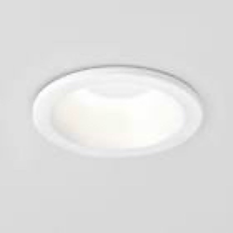 utilitech white 6-in 650 -lumens switchable white round dimmable led canless wet rated recessed downlight