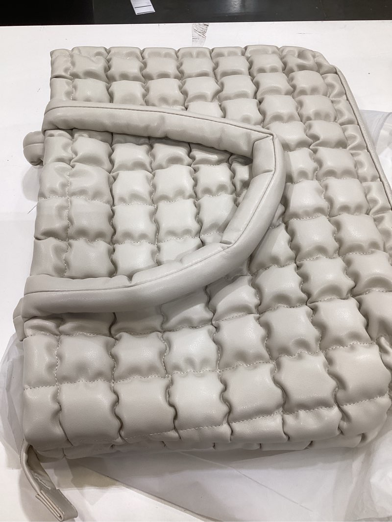 Condition photo showing Good Condition for citrusy the cloud tote bag set | puffer tote bag with insert pouch | quilted tote bag for women | shoulder puffy bag cream