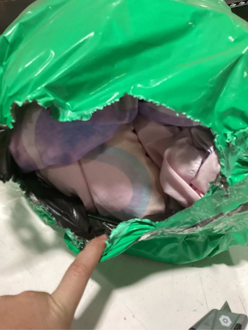Condition photo showing Good Condition for anibedding 3pcs zip up bedding twin set for boys, ball themed all in one zipper twin bedding set with pillowcase for kids ball twin