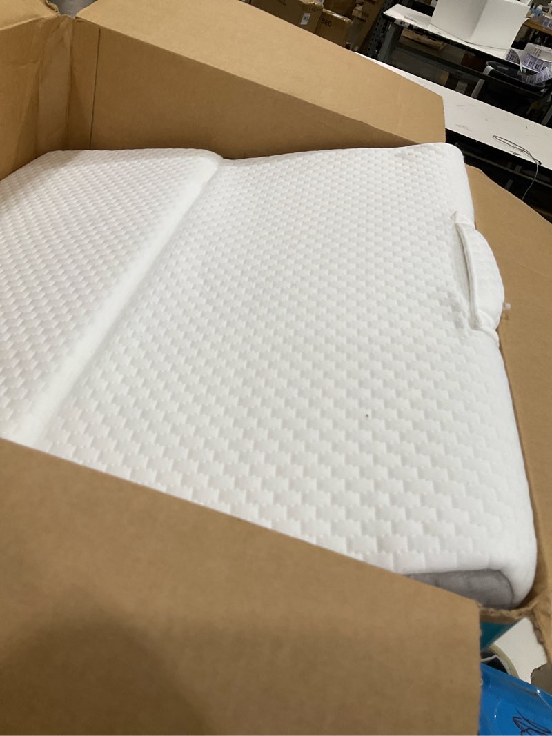 wedge pillow