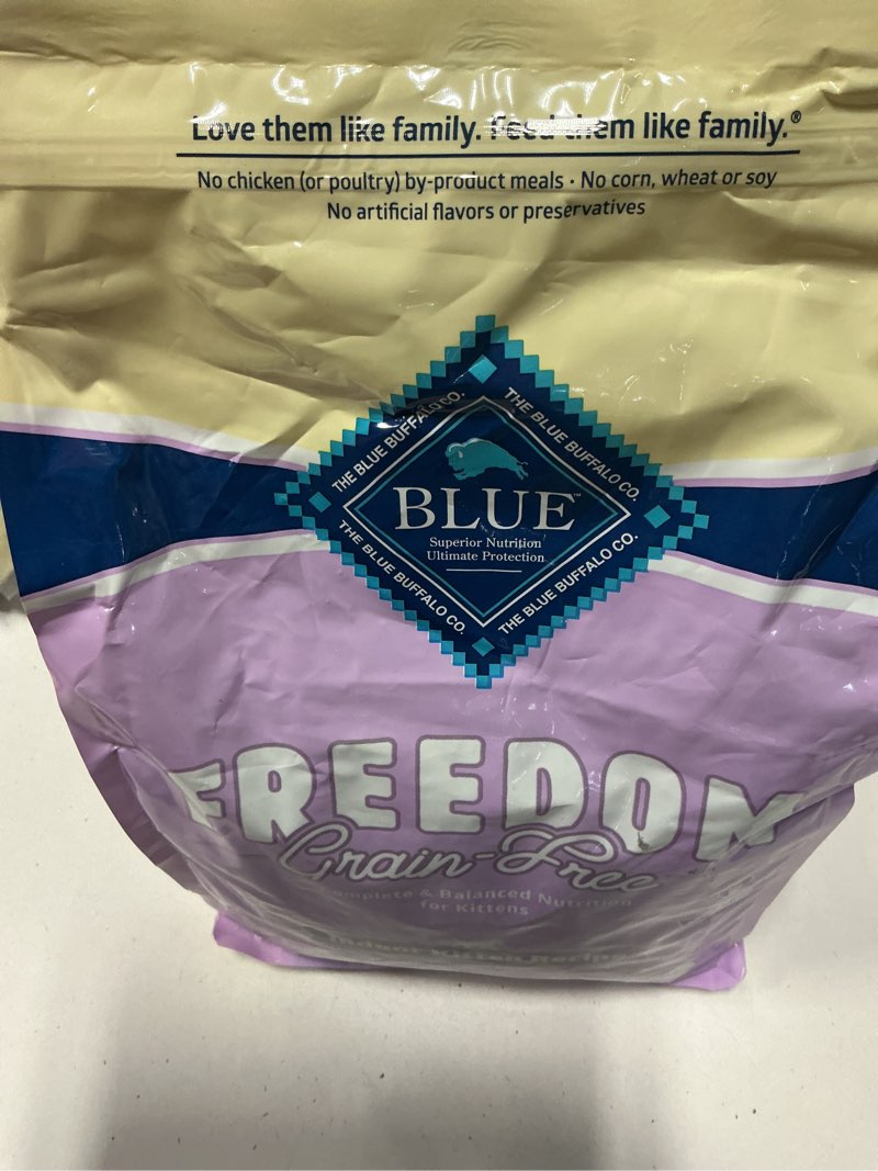 Condition photo showing Good Condition for 6/10/26 blue buffalo freedom grain-free indoor dry kitten food with dha, complete & balanced nutrition for kb