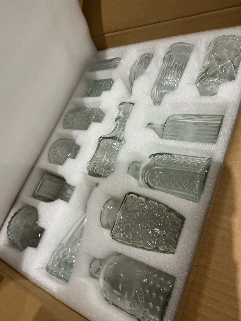 Condition photo showing Good Condition for arme glass bud vase set of 32 pcs?small glass vases for flowers?clear bud vases in bulk?vintage vases for centerpieces?small glass bud vase for rustic wedding decorations?home table flower décor clear-32pcs 32 pcs