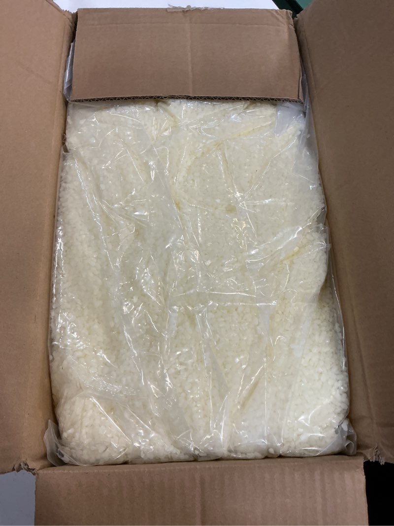 Condition photo showing Good Condition for vipwax white beeswax pellets 20lb(9070g), natural organic beeswax | natural, organic, candle making, premium beeswax, body, skin care diy, lip balm and soap making supplies 20lb white