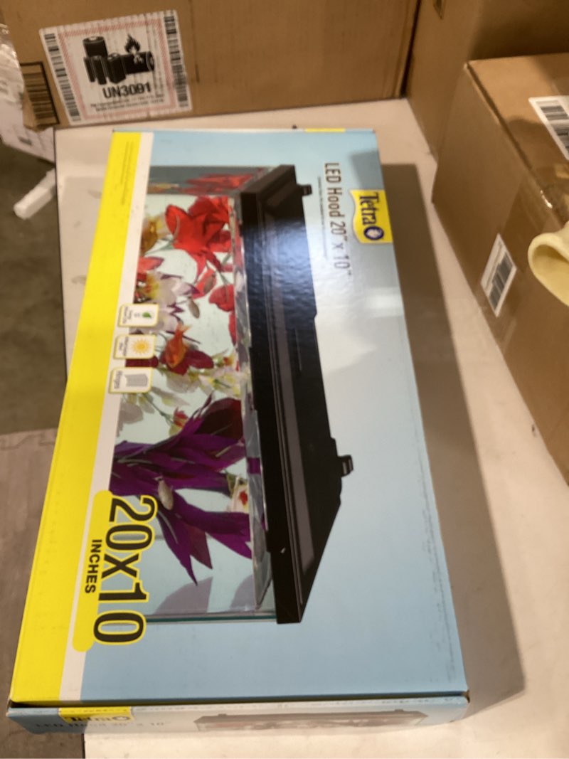 Condition photo showing Good Condition for tetra led hood 20 inches by 10 inches, low-profile aquarium hood with hidden lighting