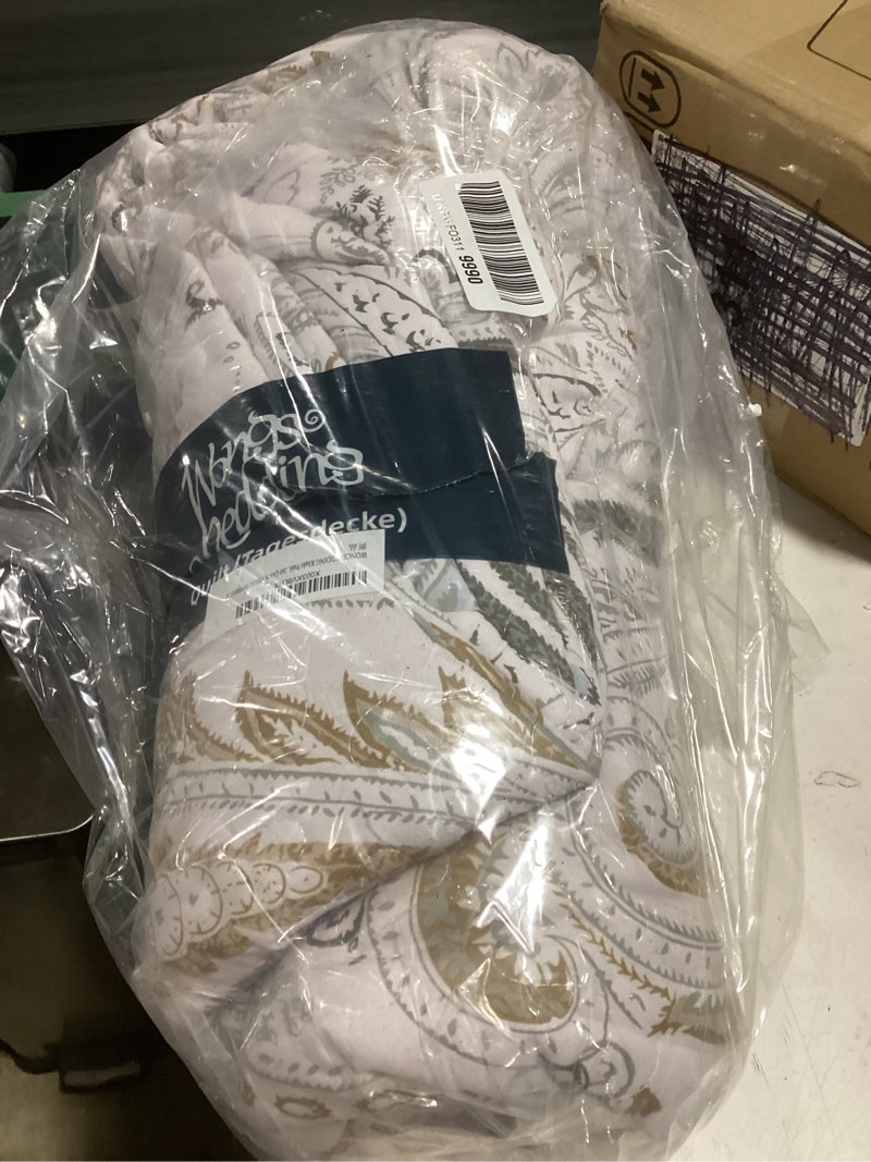 Condition photo showing Good Condition for wongs bedding boho quilt set queen,beige paisley floral pattern bedspread coverlet set with 2 pillowcases,lightweight microfiber bohemian quilt bedding set 96"×90" beige queen (96"w×90"l)