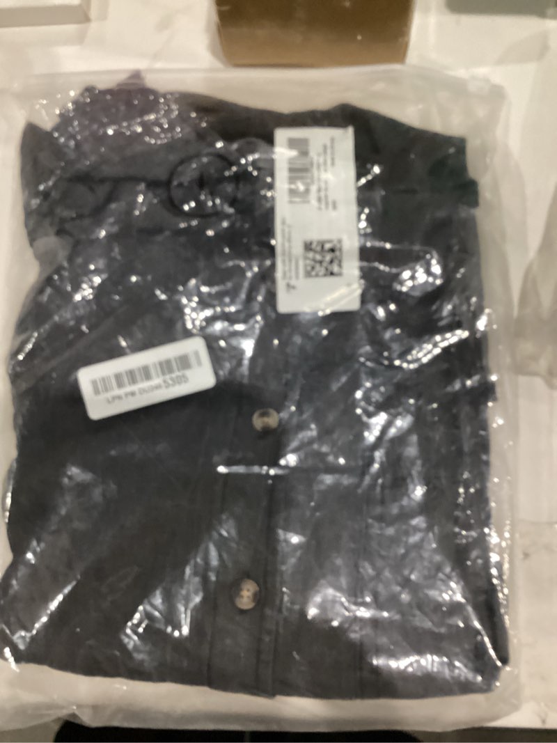 Condition photo showing New/Like New for Astylish Women 2025 Denim Shirt Summer Oversized Short Sleeve V Neck Button Down Chambray Blouse Top with Pocket Large Medium Grey