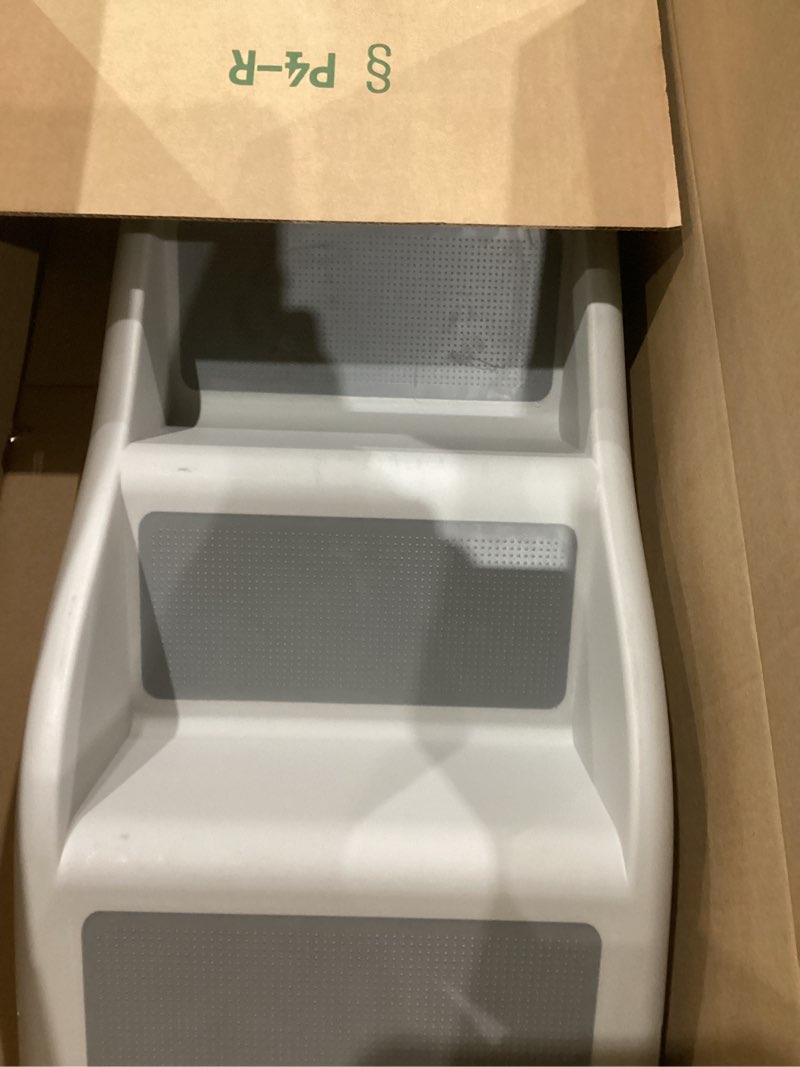 Trixie Lightweight Pet Stairs with Non-Slip Rubber Treads - 3 Step Stairs for Dogs and Cats to Reach