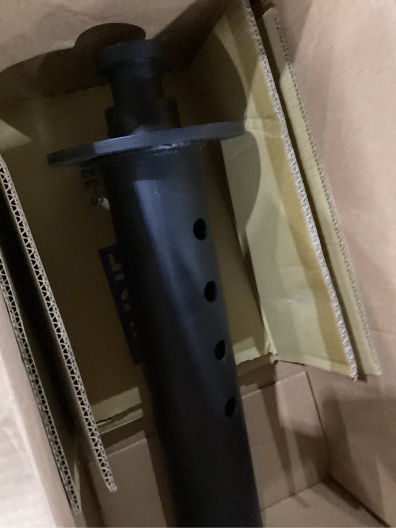 Condition photo showing Good Condition for gooseneck-to-fifth-wheel kingpin adapter