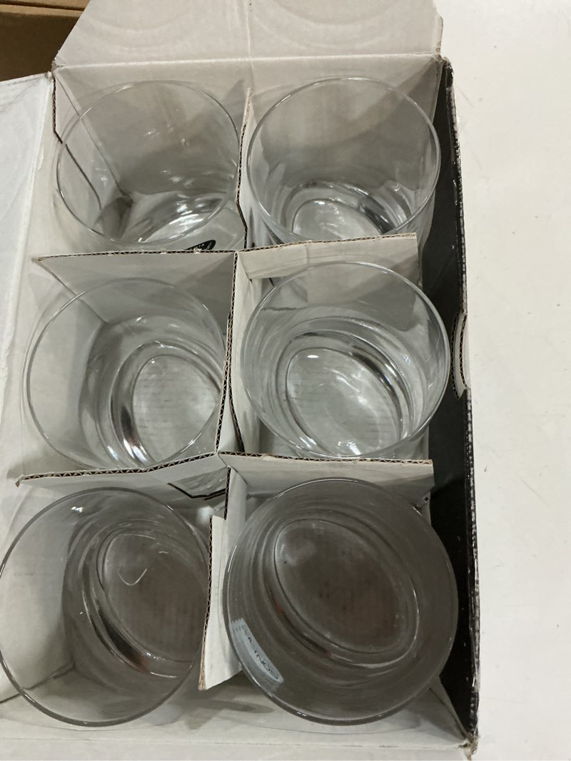 Condition photo showing Good Condition for luigi bormioli veronese 8.75 oz whisky drinking glasses, set of 6 - fine laser-cut rims, made of son-hyx crystal - multi-purpose design thick base mixed drink glass - made in italy, dishwasher safe 6 count (pack of 1)