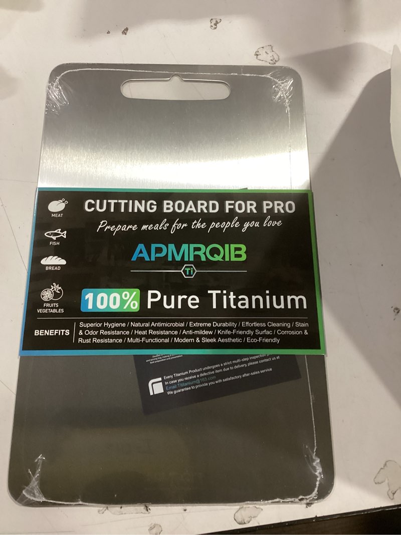 Condition photo showing New/Like New for APMRQIB Titanium Cutting Boards for Kitchen, 100% Pure Titanium Cutting Boards Double Sided Non Toxic Cutting Board, Hygiene Durable Dishwasher Safe 13”× 8”(M)