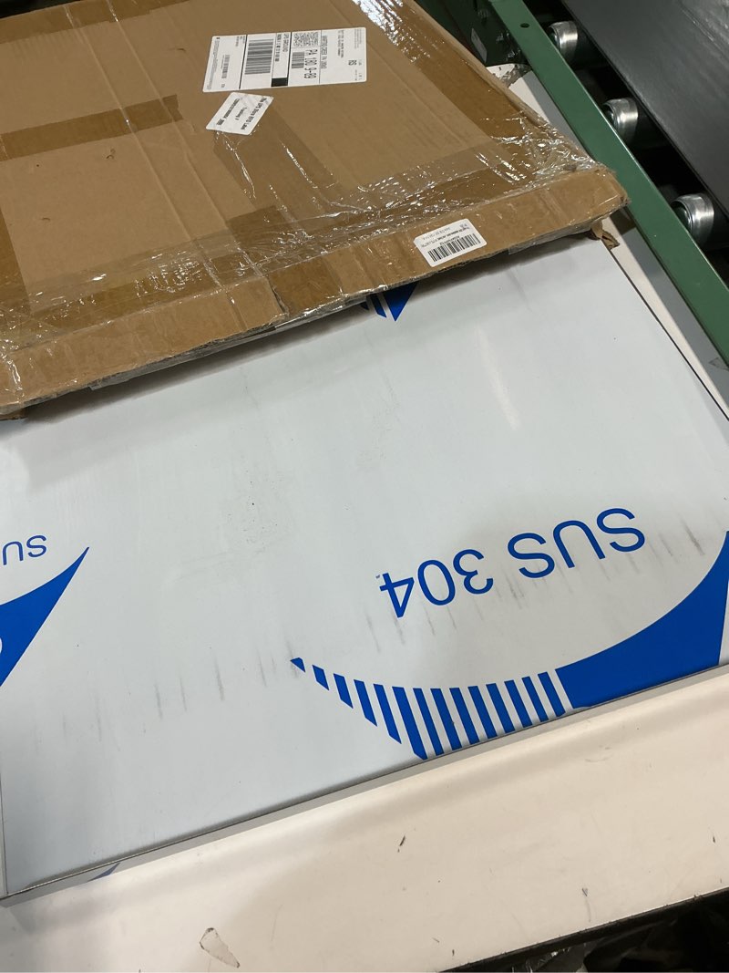 Condition photo showing Good Condition for Stainless Steel Cutting Boards for Kitchen, Lipped stainless steel cutting board. Large cutting board suitable for meat, fruits, vegetables, bread, and baking (50 x 50cm / 19.7"L x 19.7"W) Stainless Steel 19.7"L x 19.7"W