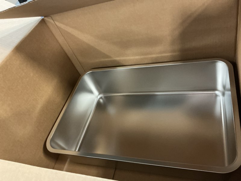 Condition photo showing Good Condition for x-large stainless steel litter box with high sided, metal cat litter box, odor-free non-stick litterbox pan, easy to clean pet supplies toilet tray for indoor cats, kittens or multicat homes 23.62"l x 15.75"w x 5.91"h
