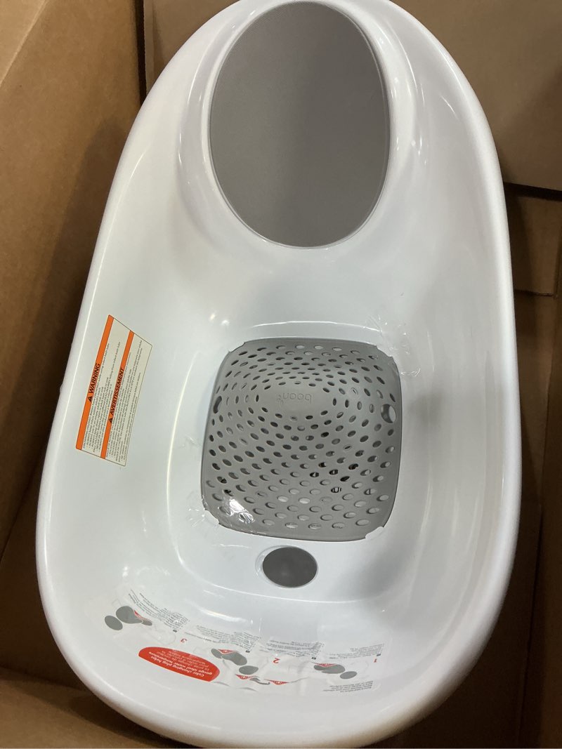 Condition photo showing Good Condition for boon soak 3 stage baby bathtub - baby bath tub with three support positions for newborn to toddlers - color changing drain plug for ideal bath temperature - gray - ages 0 to 18 months and up white 1 count (pack of 1)