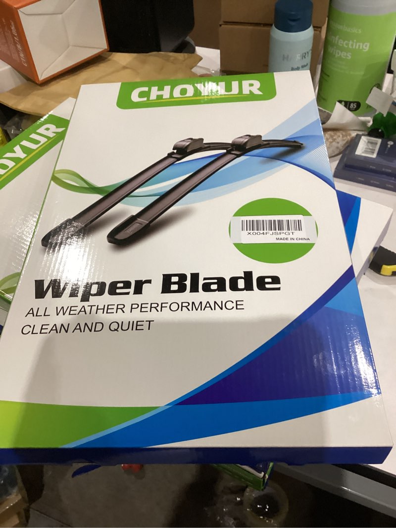 Condition photo showing New/Like New for Windshield Wipers All-Season Blade Type-M 22"+22",Multifunctional Adapters and Refills Replaceable,Double Service Life(set of 2) 22"+22"(Pair for Front Windshield)
