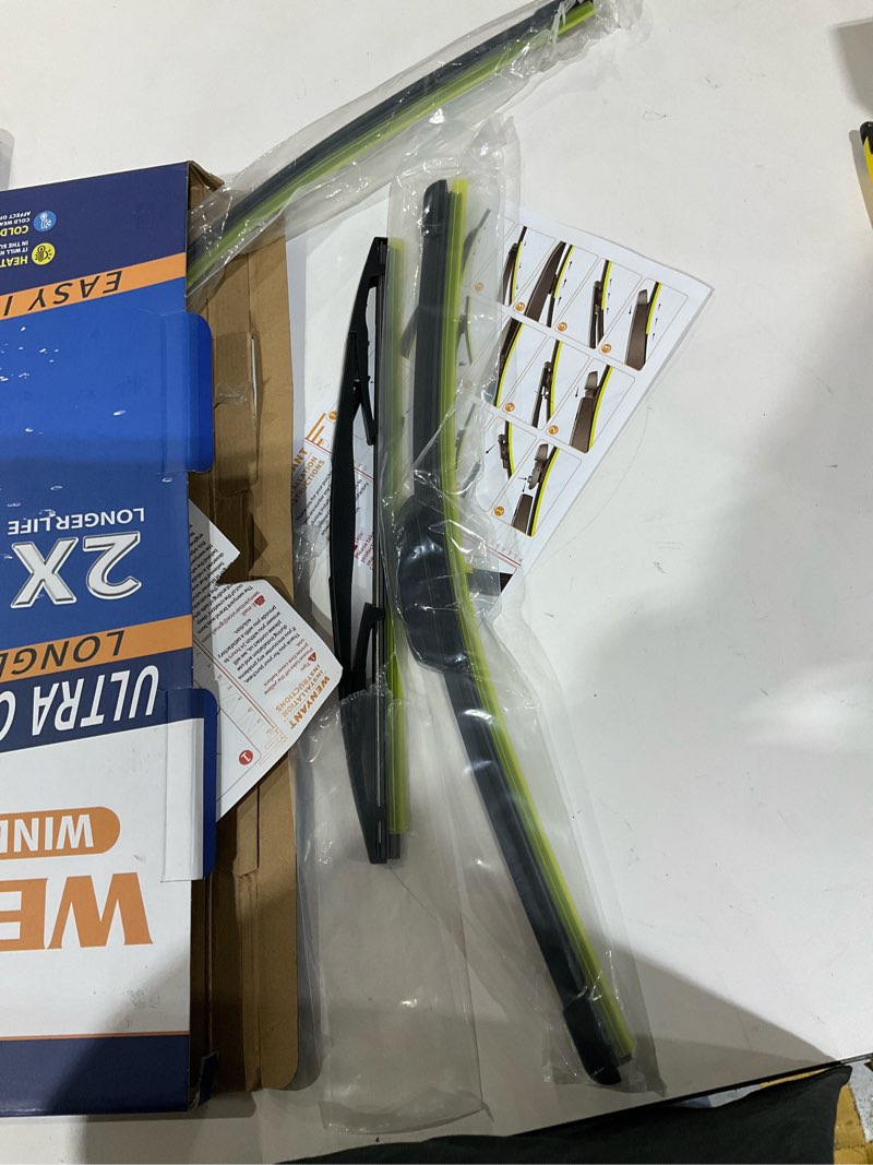 Condition photo showing As Is for 26"/17"/12" Windshield Wipers Compatible with Honda CRV CR-V 2017 2018 2019 2020 2021 2022 Front and Rear Wiper Blades for My Car Automotive Replacement (Set of 3) 26+17+12