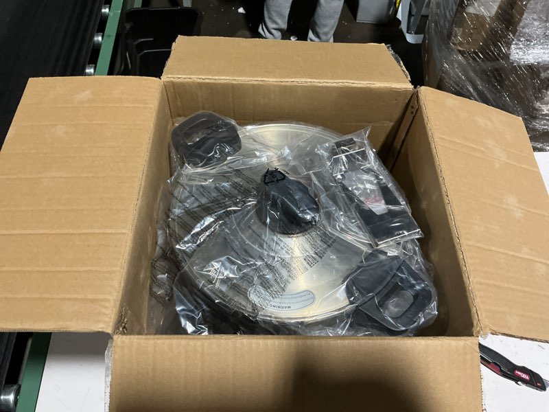 Condition photo showing Good Condition for Valgus Commercial Grade Stainless Steel Coffee Urn 110-Cup 16L Coffee Maker with Percolator Coffee Dispenser for Quick Brewing for Large Crowds for Wedding, Parties, Catering Events