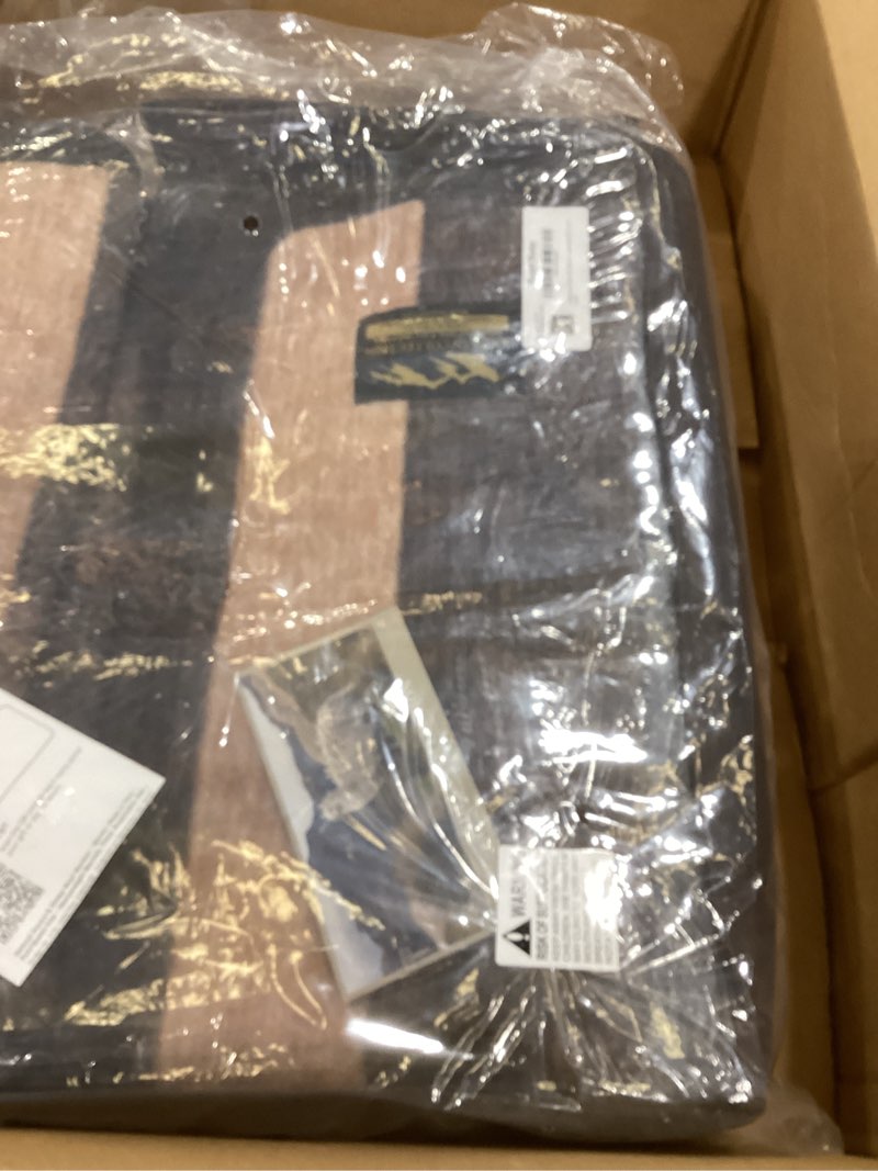 Condition photo showing Good Condition for Natural Alpaca & Sheep Wool Blanket – Woven, Made in Peru - Full/Queen Size – Heavyweight Warmth, Thick, Breathable, Natural Texture & Scent, 72 x 88 Inches, 4.2 lbs Earth Tones Full/Queen