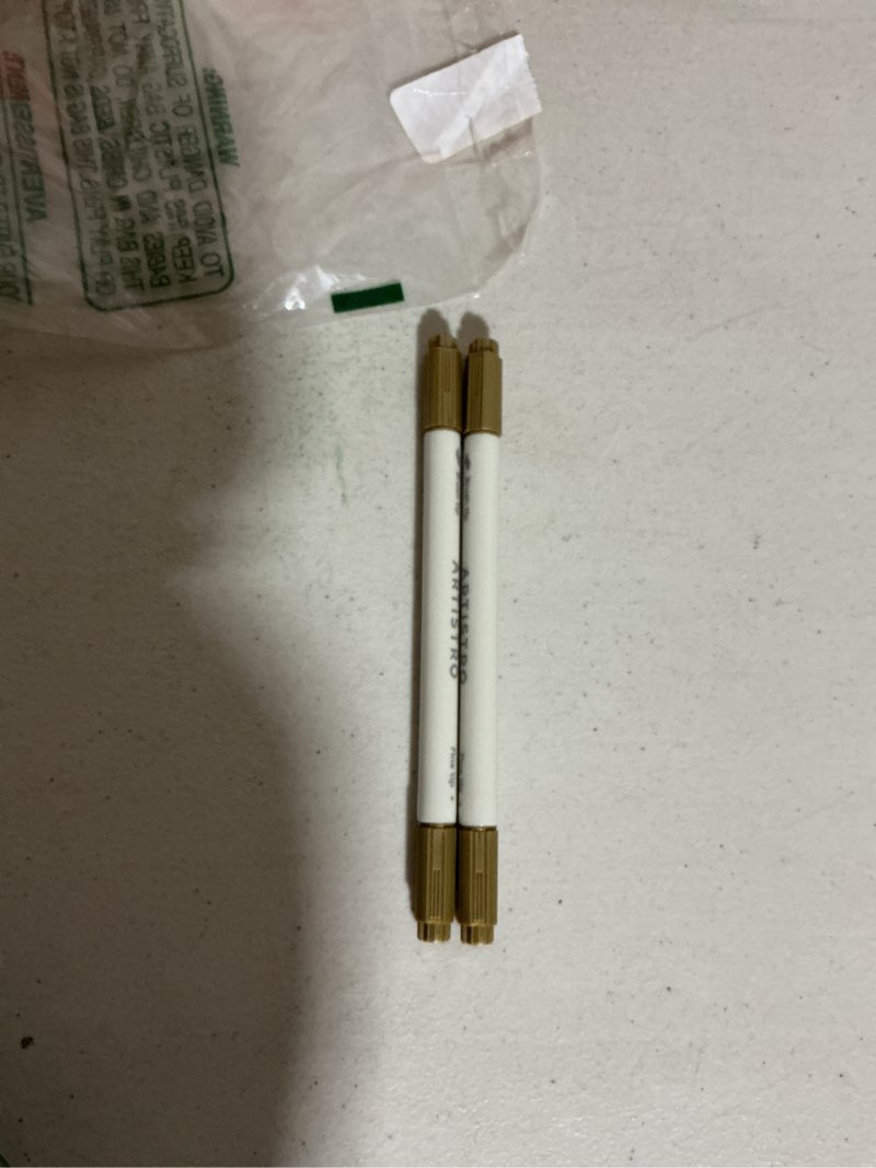 Condition photo showing Good Condition for artistro 2 gold dual-tip acrylic paint pens - multisurface metallic markers for glass, rock, fabric, wood, plastic & more - 1 mm fine & brush tips dual tip brush + fine gold