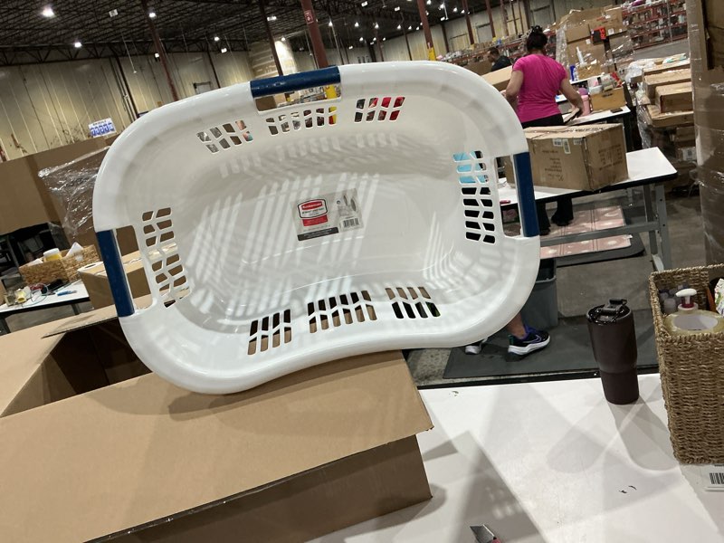 Condition photo showing Good Condition for rubbermaid large hip-hugger laundry basket/hamper, 1.5-bushel, white, stackable storage bin/organizer for bathroom/bedroom/dorm/home 1.5 bushel large hip hug basket
