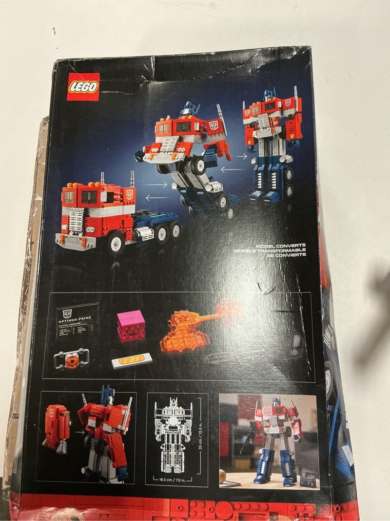 Condition photo showing Good Condition for LEGO Icons Optimus Prime 10302 Transformers Figure Set, Collectible Transforming 2-in-1 Robot and Truck Model Building Kit for Adults, Perfect for Display or Play Standard Packaging