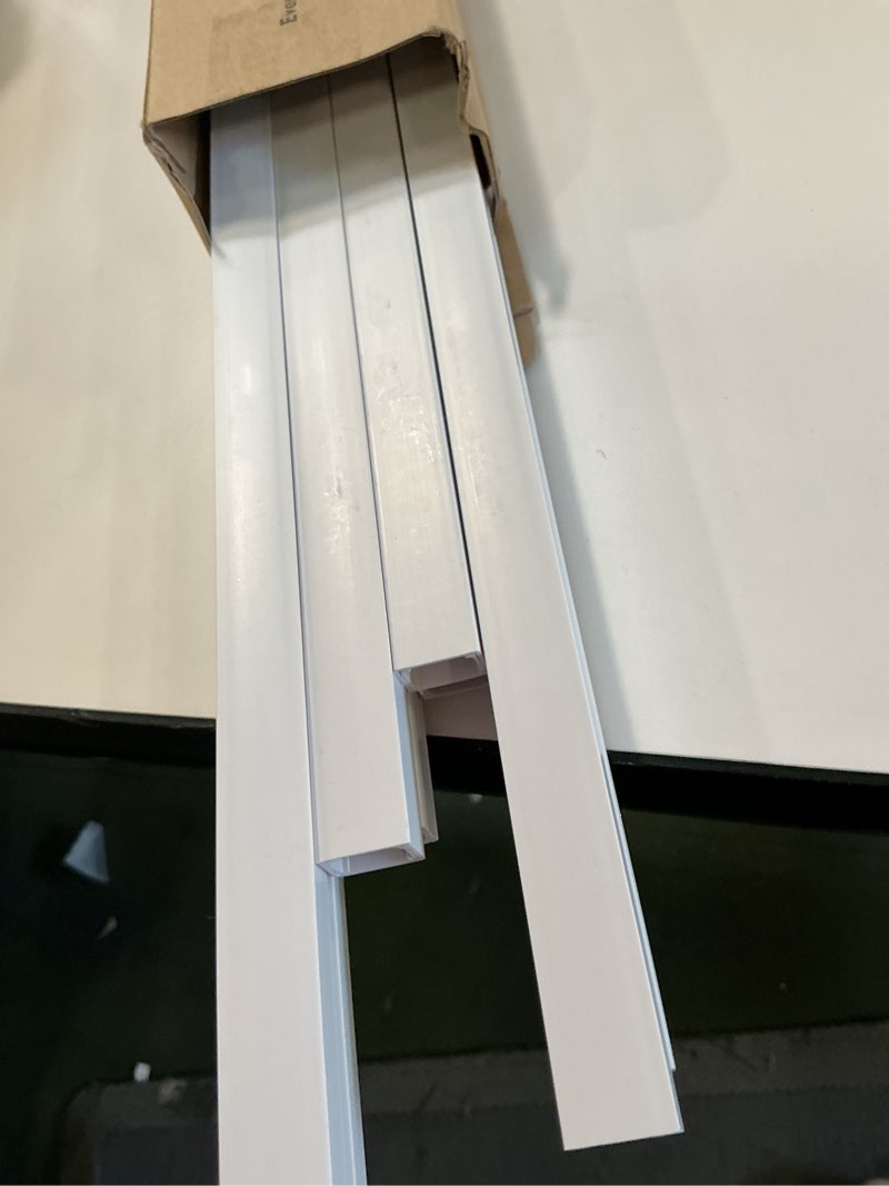 https://lotting-media.assets.bidfta.com/lotting_f52b06e9-b87b-49c0-8471-0cd833dbafed