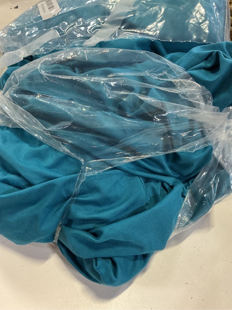 Condition photo showing Good Condition for smiry 14 pcs waterproof patio cushion covers, stretch outdoor furniture covers 14pcs teal