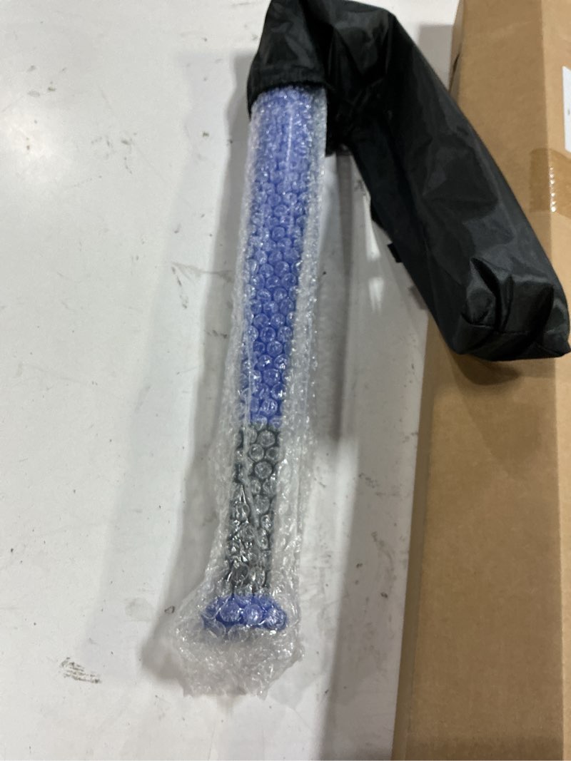 Condition photo showing Good Condition for baseball bat steel with carrying bag (21 in, blue)