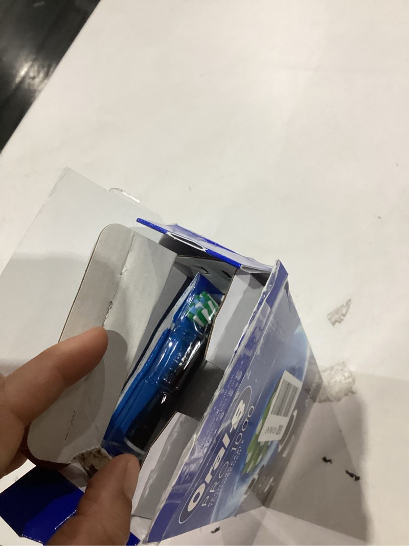 oral-b pro 1000 rechargeable electric toothbrush, black