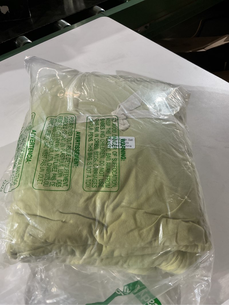 https://lotting-media.assets.bidfta.com/lotting_f54b5efe-258e-43dc-a881-cf26befc7dee