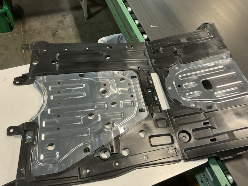 Condition photo showing Good Condition for JOLONG Front Center Engine Splash Guard Under Car Shield for Honda Civic 2013-2015 Replacement for 74110-TR3-A20 74110TR3A20