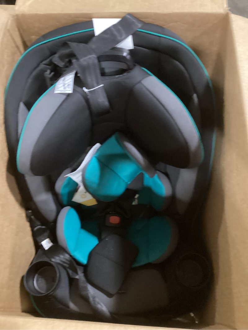 Condition photo showing Good Condition for Safety 1st Grow and Go All-in-One Slim Convertible Car Seat, Rear Facing, 5-40 lbs, Forward Facing (30–65 lbs), High Back Booster Seat 40-100 pounds, Green Gables Green Gables Original