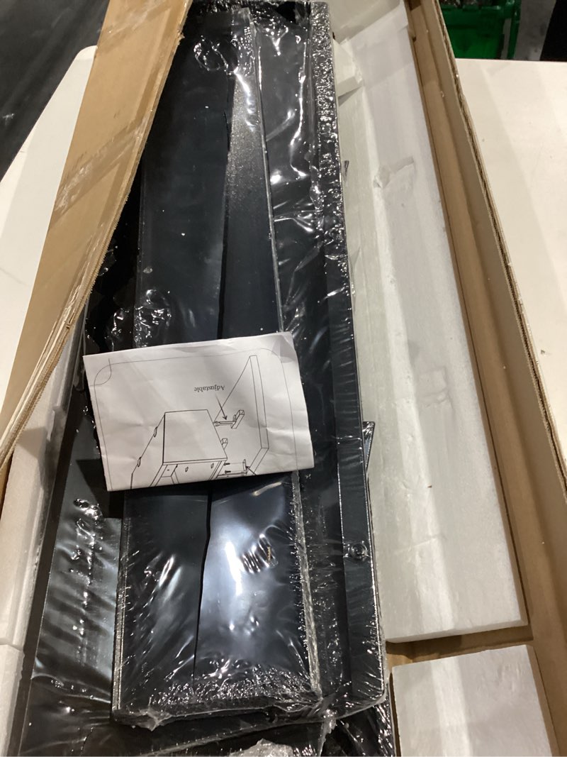 Condition photo showing Good Condition for Railing Planter Box Metal Hanging Planter for Outdoor Balcony Heavy-Duty Window Planter Box with Adjustable Brackets 2PCS