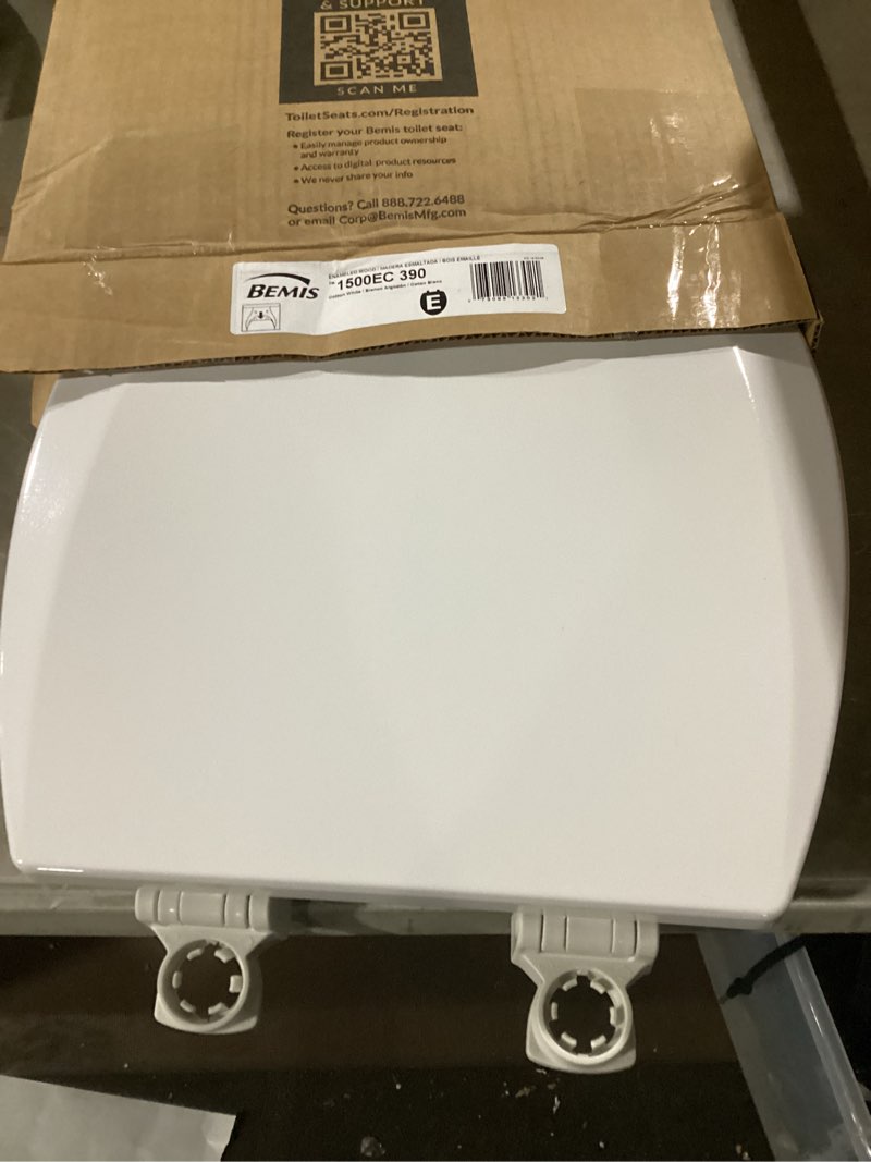 Condition photo showing New/Like New for bemis 1500ec 390 lift-off wood elongated toilet seat, cotton white (pack of 1)