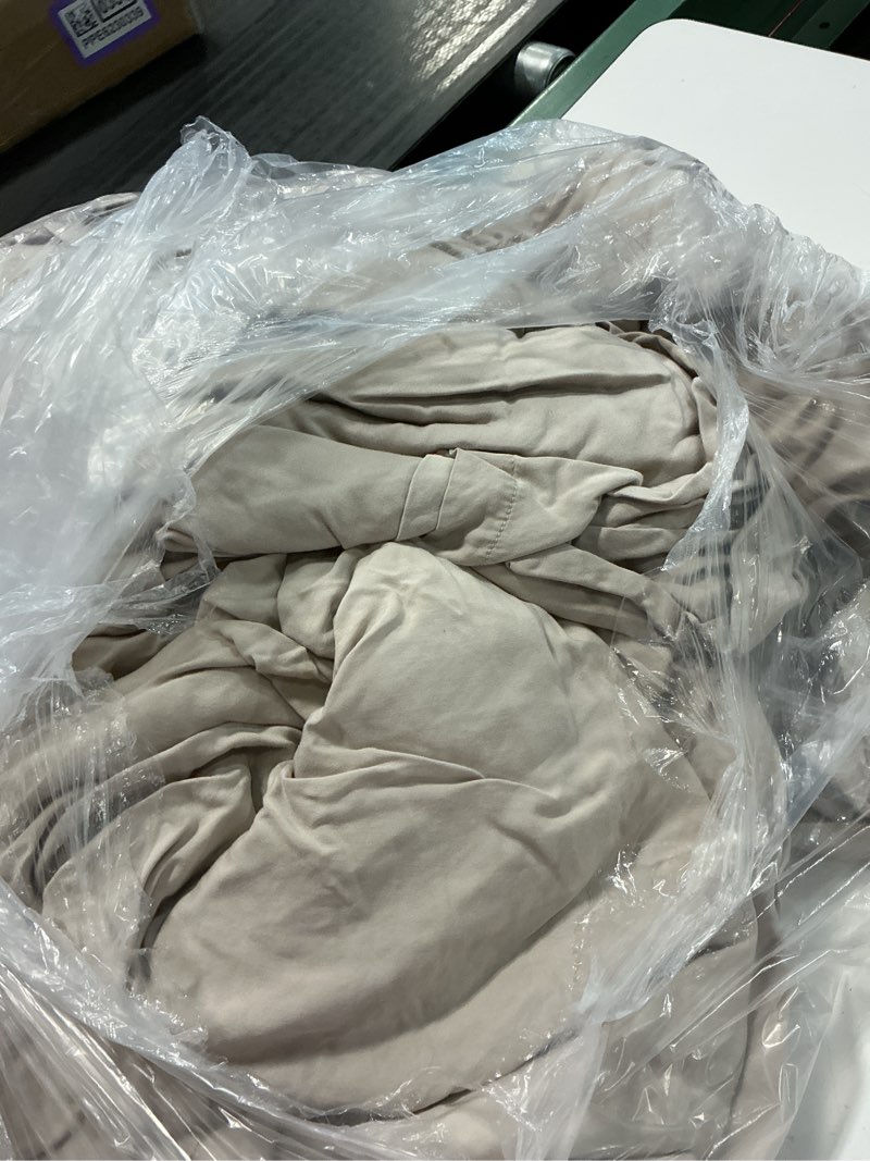 Condition photo showing Good Condition for bamboo deluxe bedding bundle, king, sand