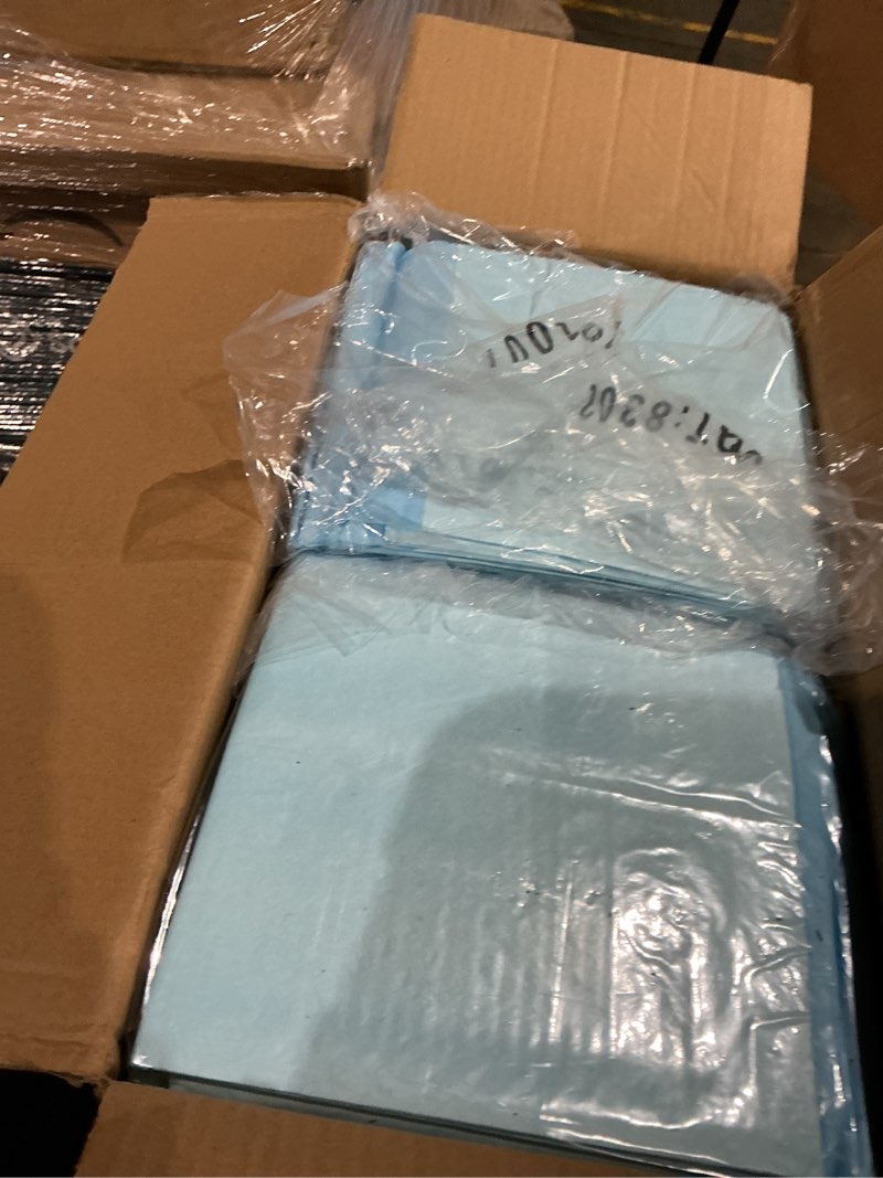 Condition photo showing Good Condition for medline disposable adult bed pads for incontinence, furniture, or pets, medium, light absorbency, 23 x 36in, 150 count
