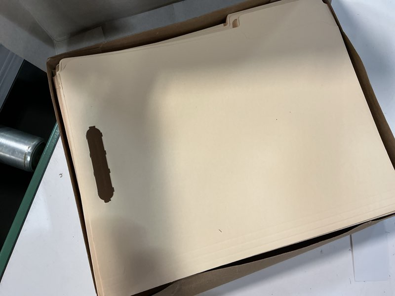 Condition photo showing New/Like New for pendaflex fastener folders 2 fasteners 1/3 cut tabs letter manila 50/box fm213