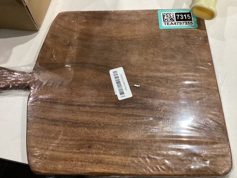 Condition photo showing Good Condition for large cutting board with handle (17" x 13" x 0.7") non toxic single solid board | no joints | no glue | acacia wooden serving board | wood charcuterie board | sqaure wooden cutting board square (set of 1)