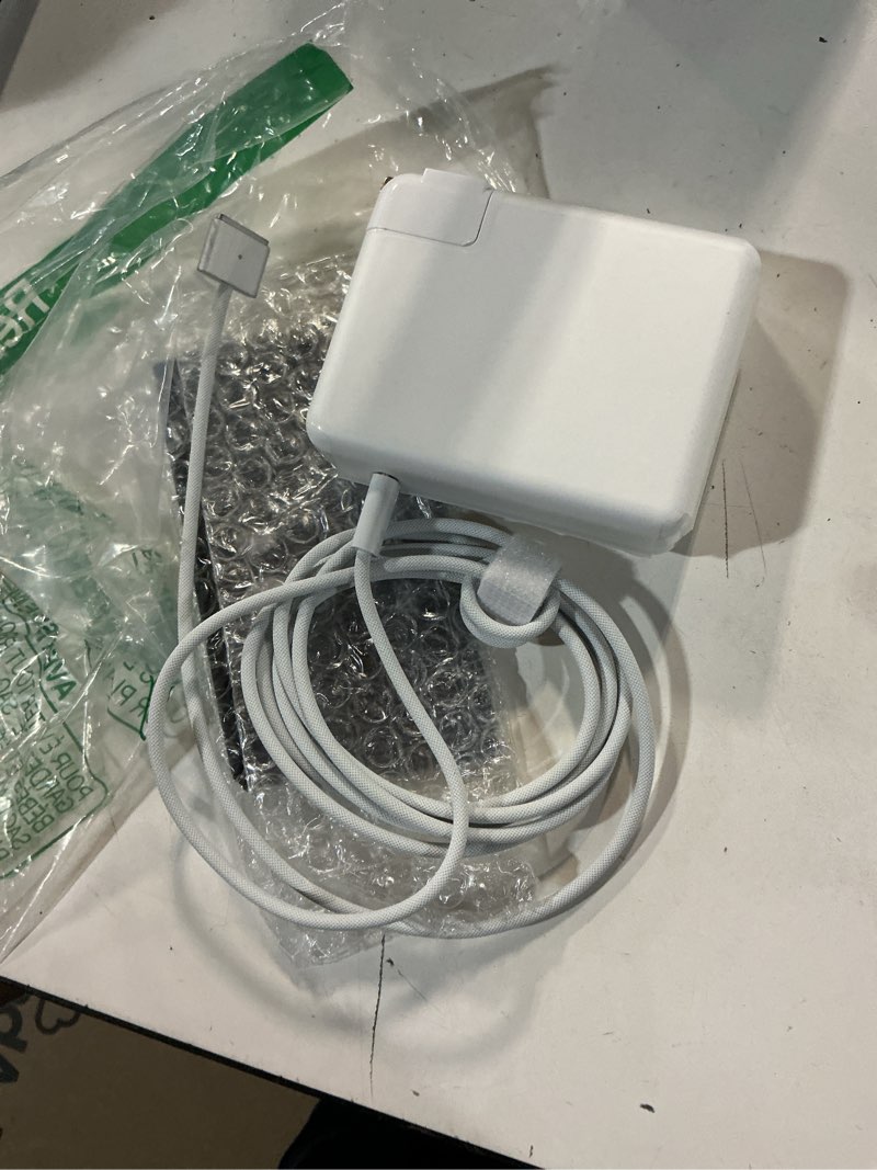 Condition photo showing Good Condition for 140w charger for macbook pro 16 14 inch mac air 15 13 inch 2026 2025 2024 23 22 21 m1–m5?original quality? fast charger power adapter & 6.6ft type c to magnetic 3 cable led applicable 2021-26 (white)