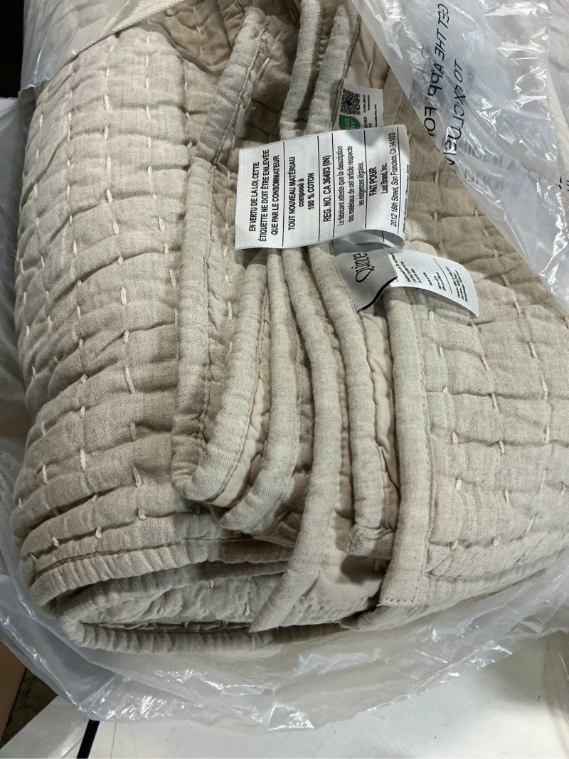Condition photo showing Good Condition for european linen cotton stitch quilt color: natural size: king/cal king
