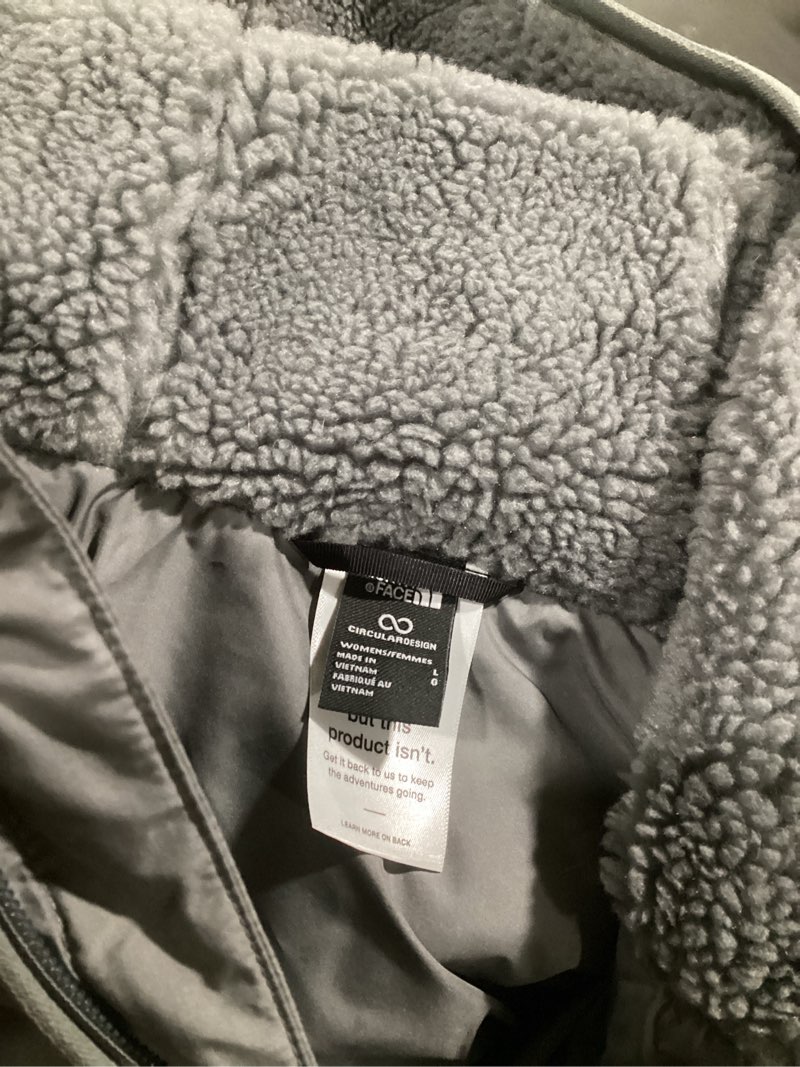 Condition photo showing Good Condition for THE NORTH FACE Women's Junction Insulated Jacket (Standard & Plus Size) | Water Repellent Winter Coat & Zip Hand Pockets X-Small Mars Dust
