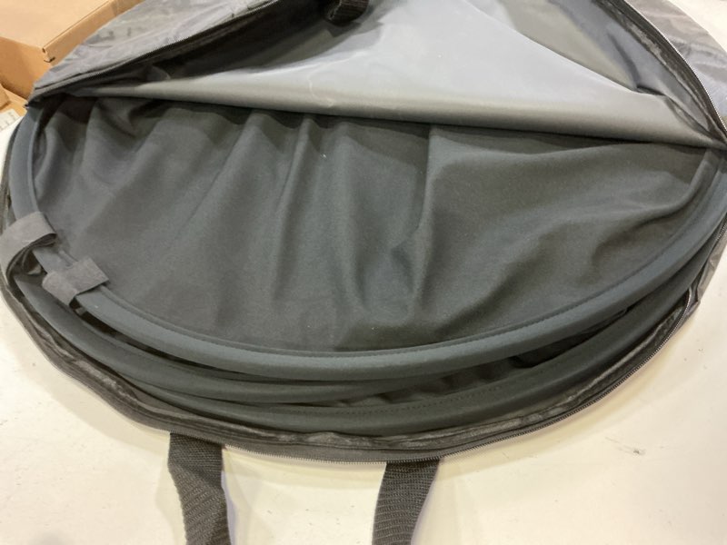 Condition photo showing Good Condition for kate 5x6.5ft(1.5x2m) collapsible backdrop white black twist flex folding pop up backgrounds for photoshoot, headshots photo, video calls white/black