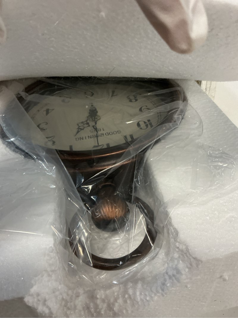 Condition photo showing Good Condition for ayrely® 7-inch vintage mantel clock with handle,antique metal desk clocks battery operated,retro table clock for bedroom living room shelf farmhouse fireplace décor
