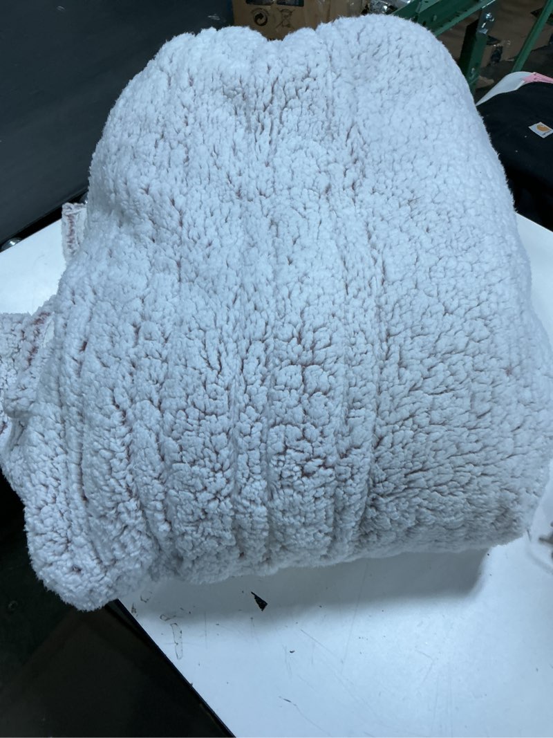 Condition photo showing Good Condition for Eydna Electric Heated Blanket Full Size 72"×84" with 9 Heating Levels & 1-10Hs Auto Off?Double Sided Plush Sherpa, Energy Efficient, Machine Washable, for Couch & Bed, Light Gradient Purple 14-light Gradient Purple Full (72" x 84")