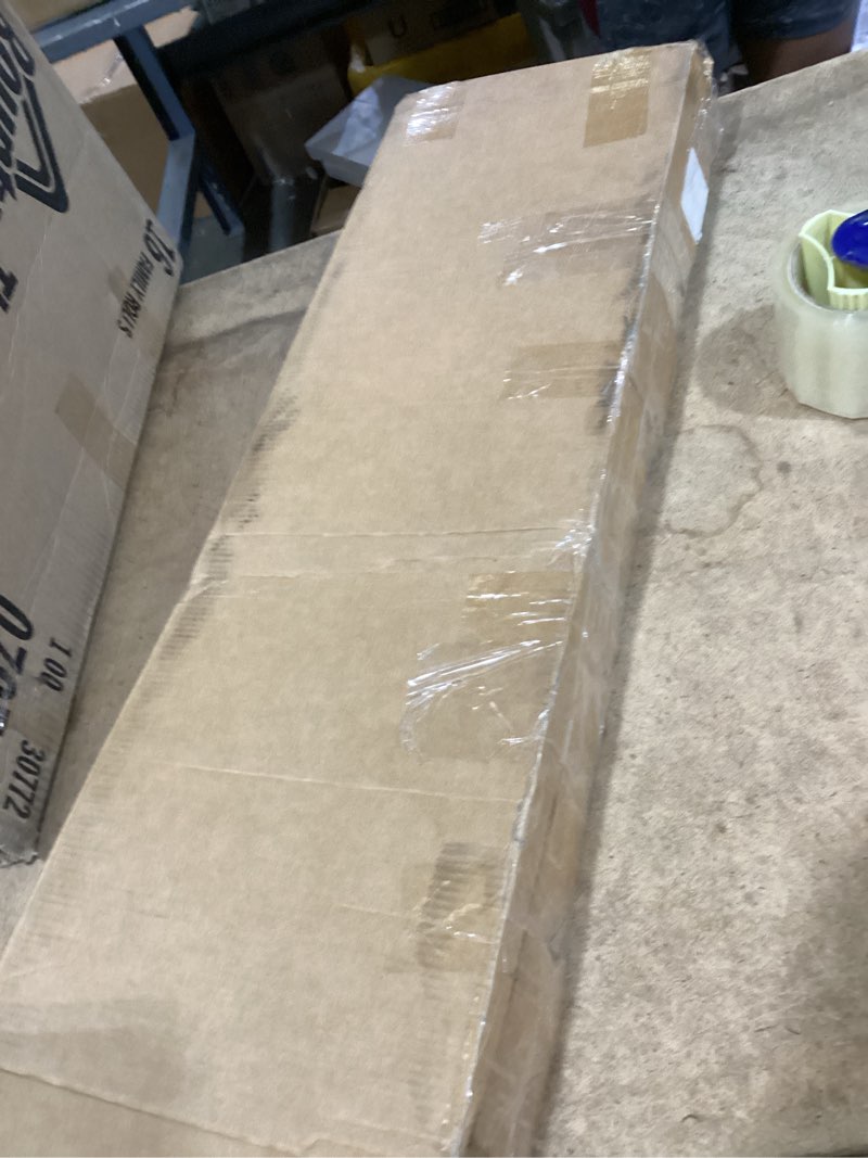 Condition photo showing New/Like New for trunk car shade