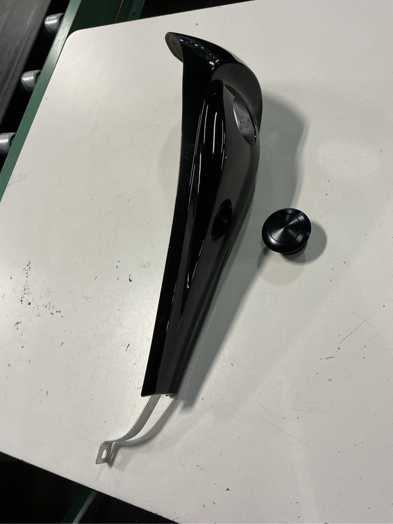 Condition photo showing Good Condition for cnc smooth dash fuel console and gas tank cap cover compatible with harley touring electra glide road glides 08-23 gloss black