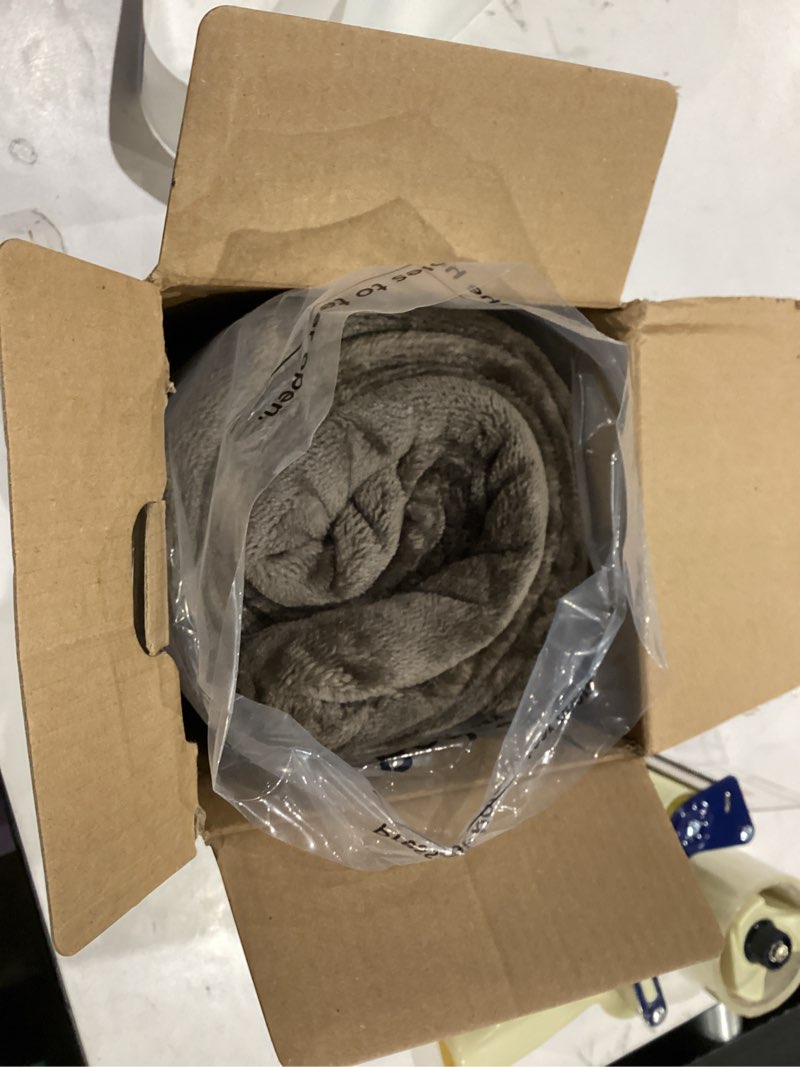 Condition photo showing Good Condition for Bedsure GentleSoft Fleece Blanket Twin Size Brown - 300GSM Lightweight Plush Fuzzy Cozy Soft Warm Blanket for Bed, Sofa, Couch, Travel, Camping, 60x80 inches Brown Twin (60" x 80")